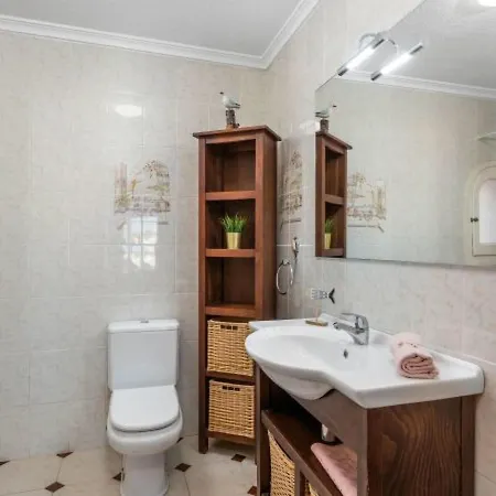 Aloe - By Interhome Hébergement de vacances